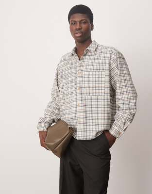 oversized boxy flannel shirt in beige check-Neutral