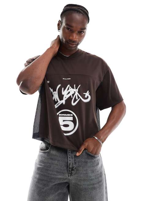 ASOS DESIGN - Oversized brun T-shirt i sporty mesh med firkantet pasform og print på front og ryg