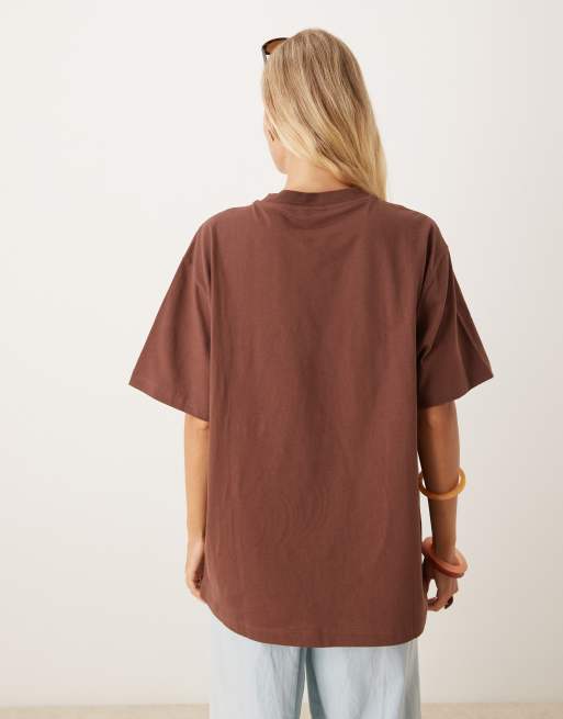 ASOS DESIGN - Oversized brun T-shirt med grafisk Hawaii-print, 4 af 4