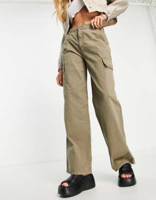 Asos Design Oversized Cargo Pants In Khaki-green In Green