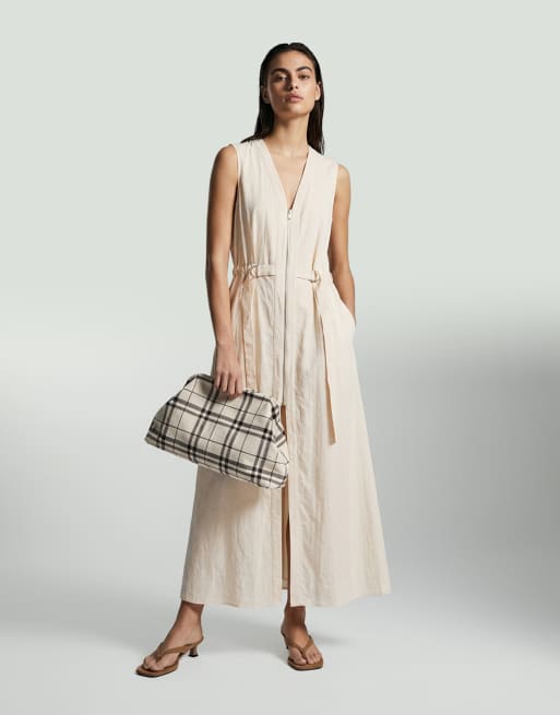 ASOS DESIGN oversized clutch in cream check, 9 of 11