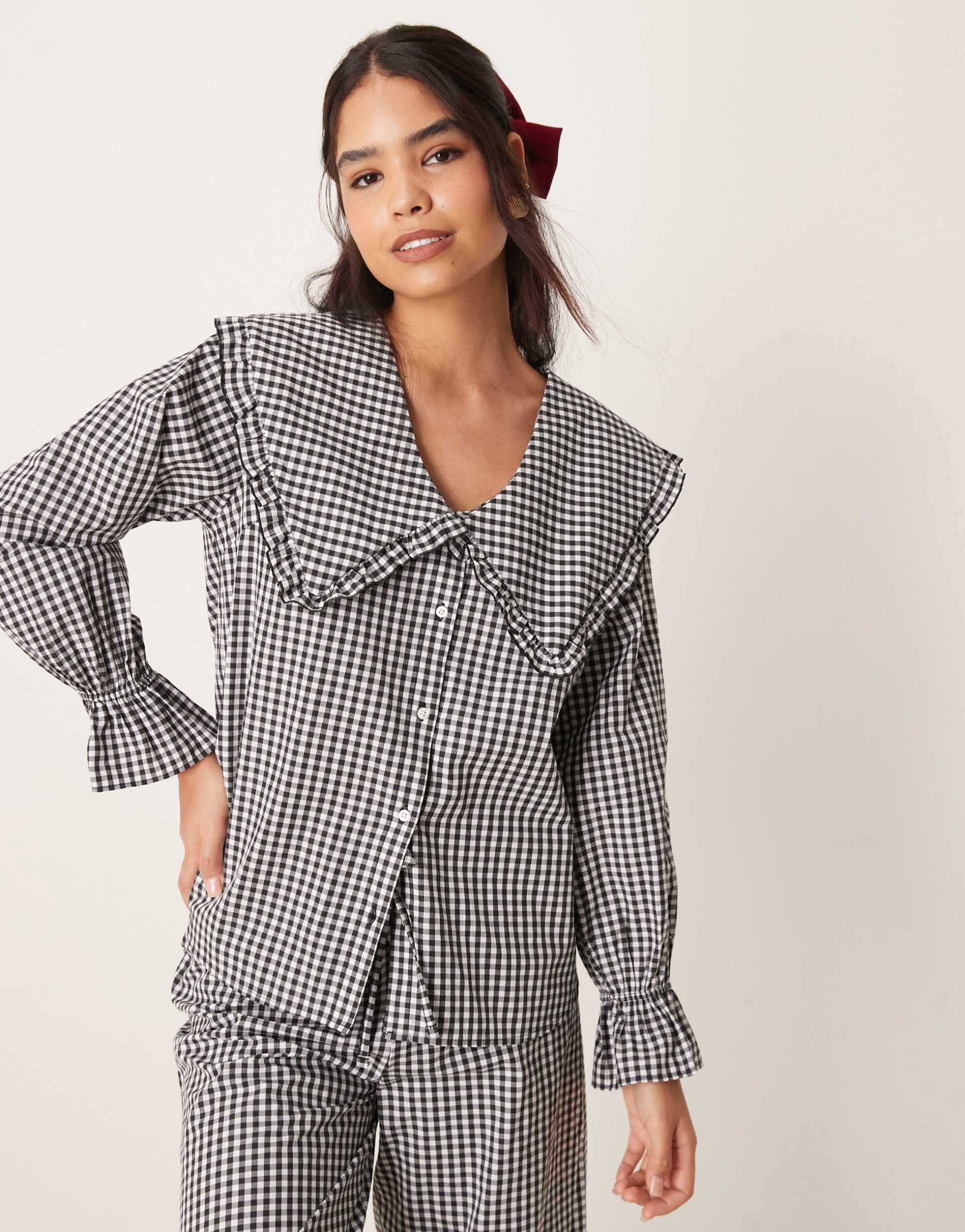 asos design oversized collar pajama top in black gingham - part of a set