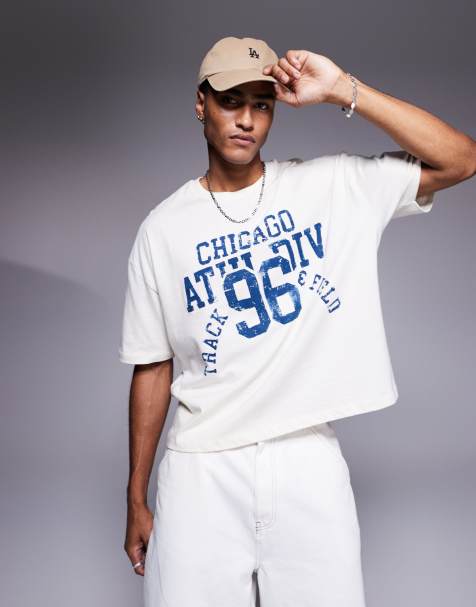 ASOS DESIGN - Oversized cremehvid T-shirt med firkantet pasform og grafisk sportsprint - view 1