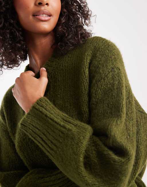 ASOS DESIGN oversized crew neck jumper in khaki, 2 of 4