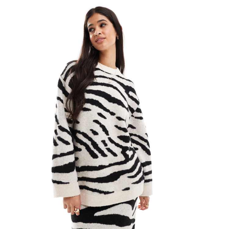 207094010-1-multi?$n_750w$&wid