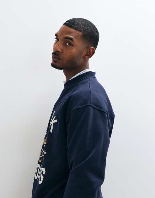 ASOS DESIGN oversized crew neck sweatshirt with wash in blue , 3 of 5