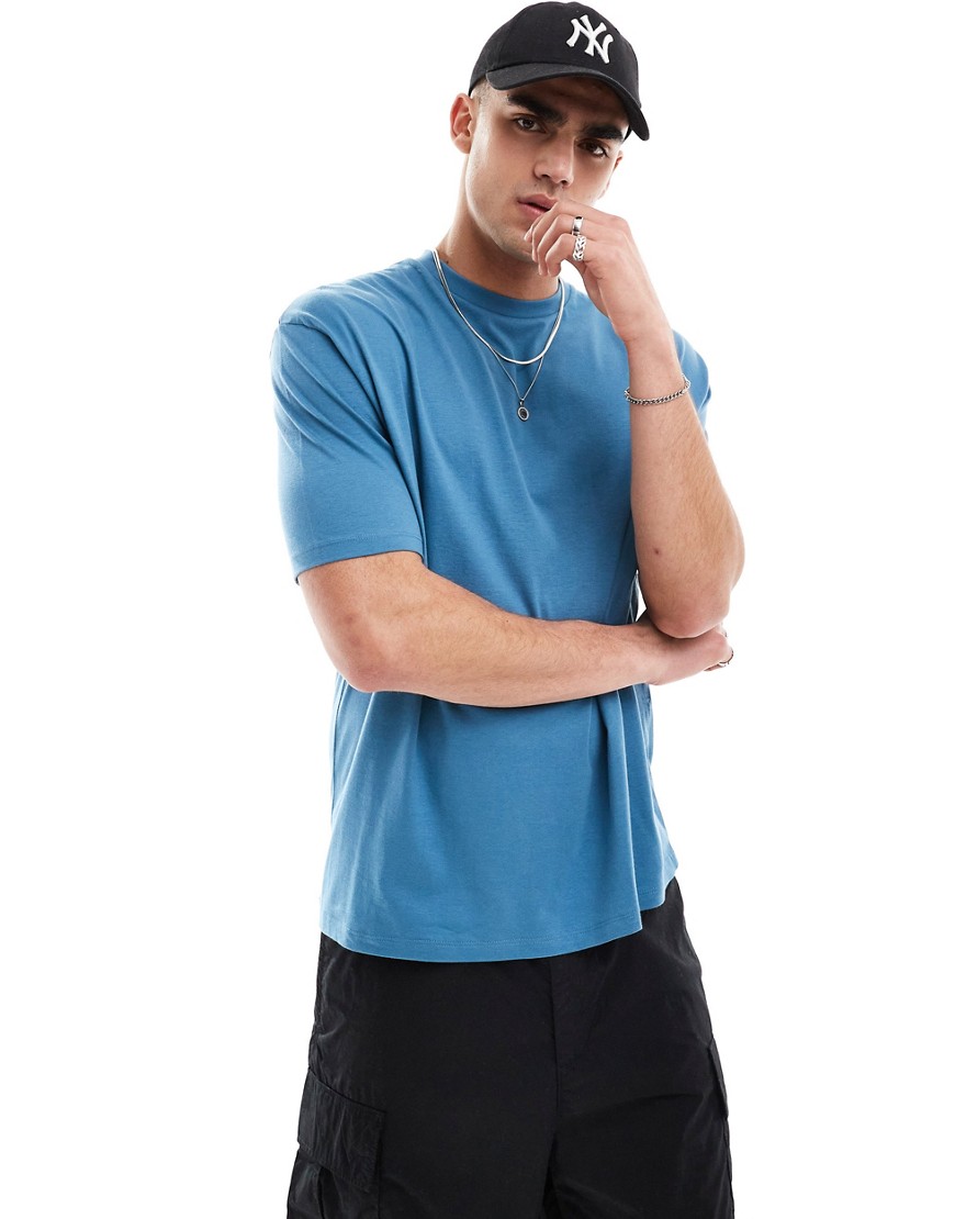 ASOS DESIGN oversized crew neck t-shirt in blue-Navy