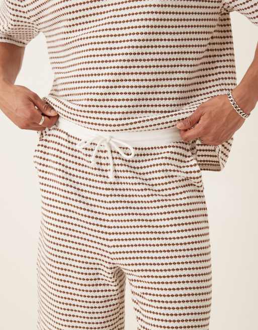 ASOS DESIGN oversized crochet style shorts in beige, 5 of 5