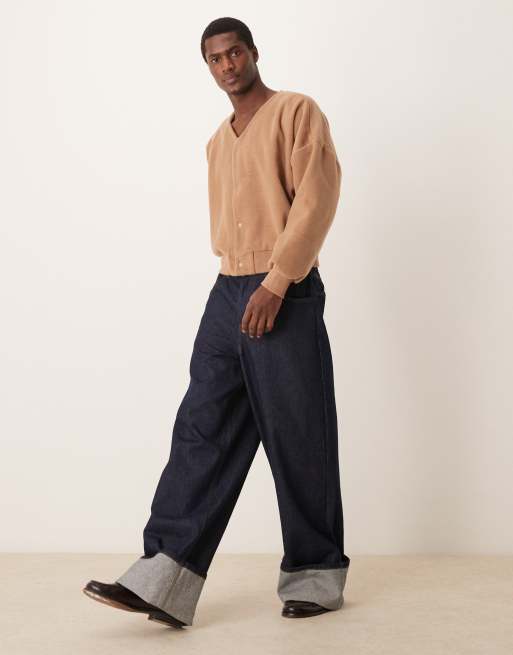 ASOS DESIGN - Oversized cropped fleece vest met verlaagde schouders in beige, 3 van 4
