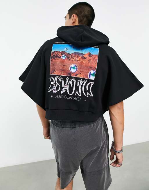 ASOS DESIGN - Oversized, cropped hættetrøje med korte ærmer og fotografisk print på ryggen i sort
