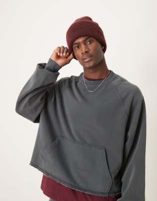 oversized cropped sweatshirt with raw hem in charcoal-Gray