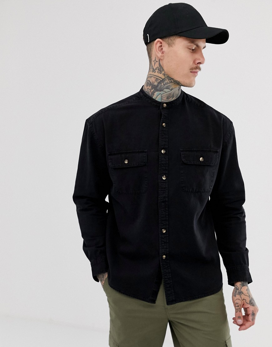 ASOS DESIGN - Oversized denim overhemd in zwart zonder kraag met knopen van imitatiehoorn