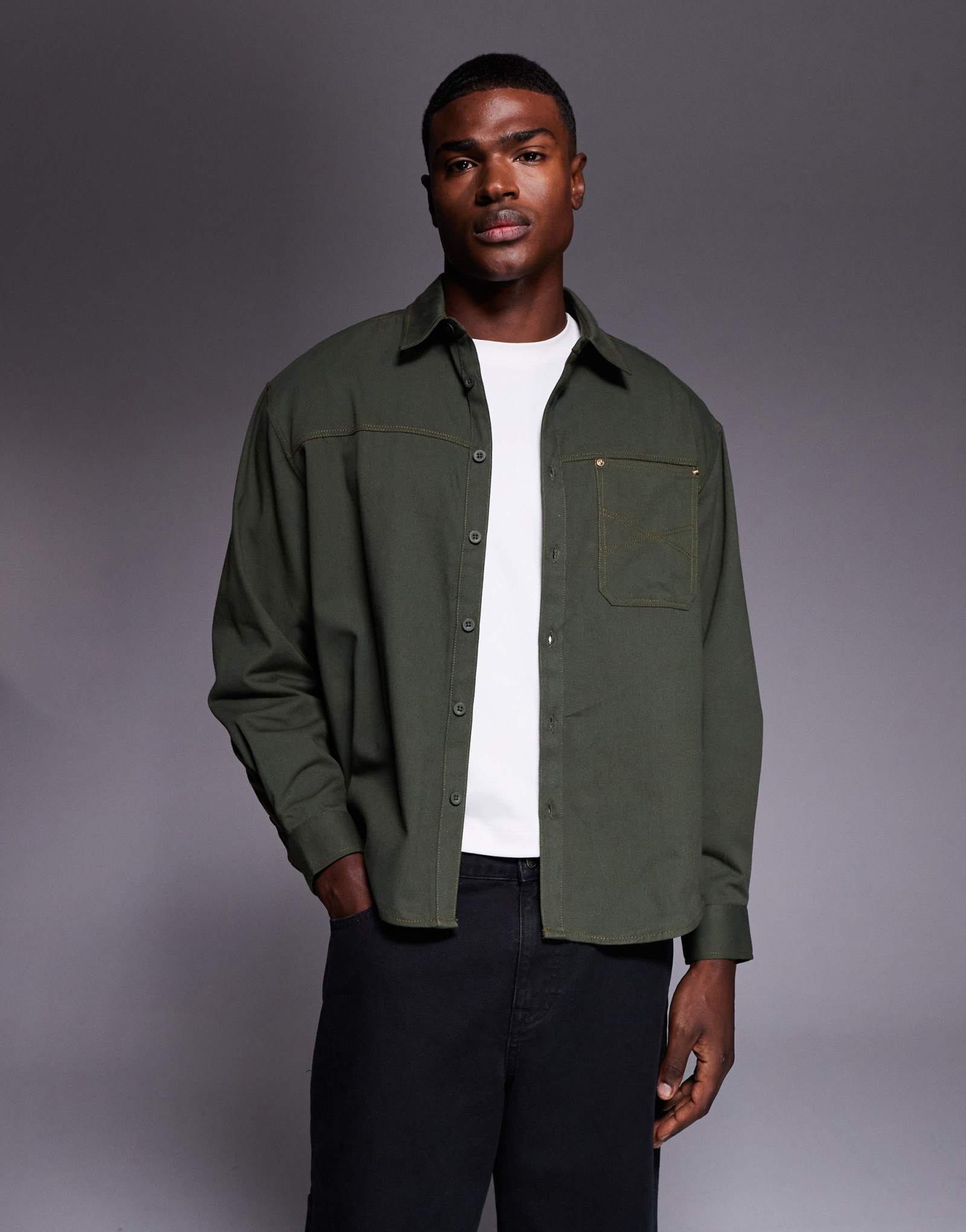 ДИЗАЙНЕРСКАЯ рубашка оверсайз от ASOS из саржи цвета хаки-зеленый