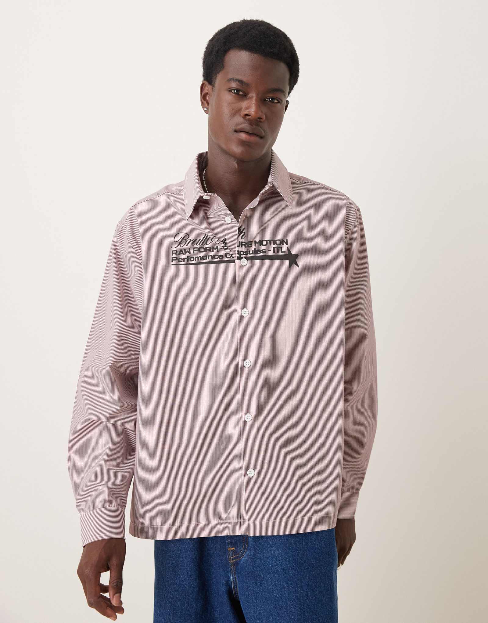 ДИЗАЙНЕРСКАЯ рубашка оверсайз от ASOS с принтом на груди в бордовую клетку