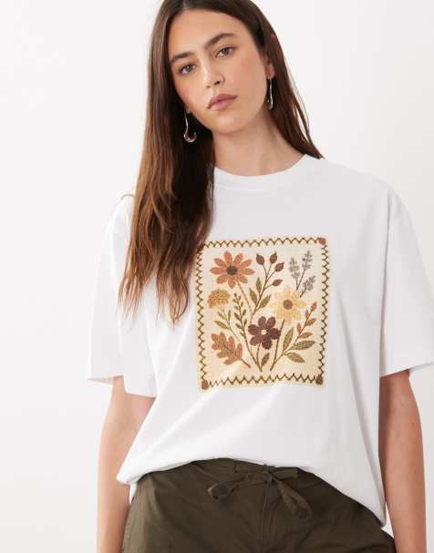 ASOS DESIGN oversized flower crochet graphic T-shirt in white - view 1