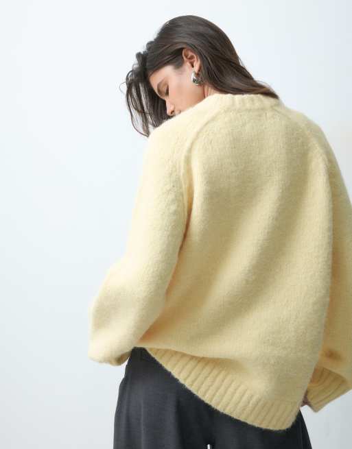 ASOS DESIGN oversized fluffig tröja i buttermilk, 4 av 4