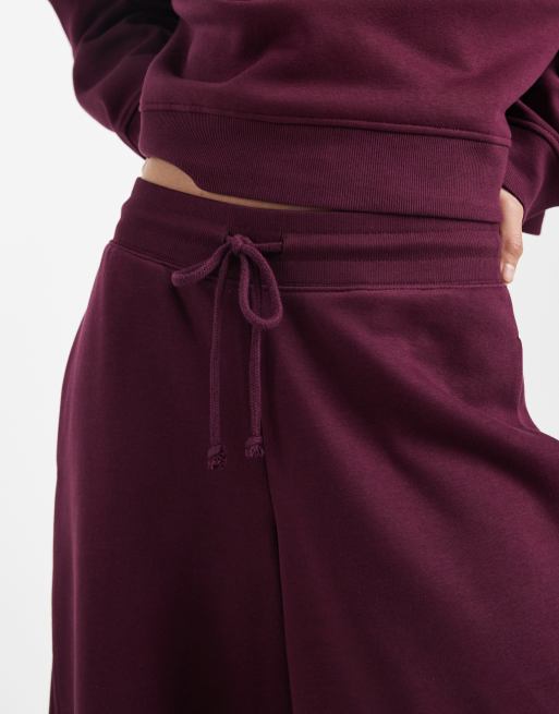 ASOS DESIGN - Oversized geborstelde joggingbroek met barrelpijpen en siernaden in pruim, 3 van 5