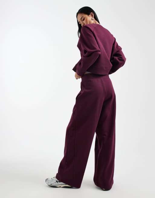 ASOS DESIGN - Oversized geborstelde joggingbroek met barrelpijpen en siernaden in pruim, 4 van 5