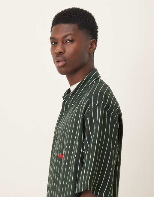 ASOS DESIGN - Oversized gestreept overhemd met borduursel op de borst in donkergroen gestreept, 4 van 5