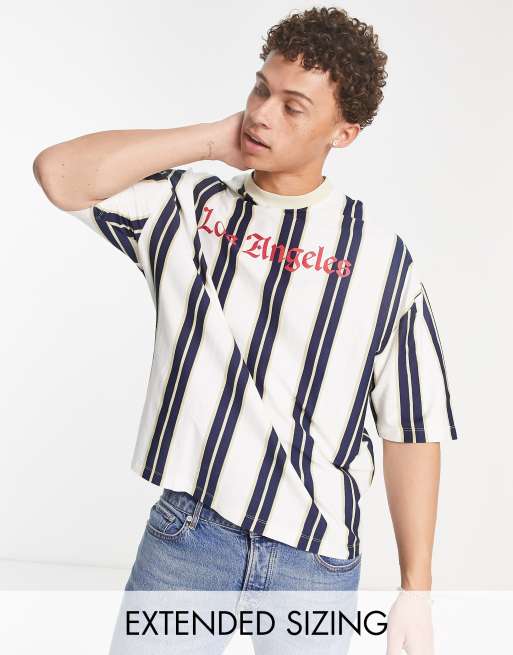 ASOS DESIGN - Oversized gestreept T-shirt met LA-tekstprint in wit en marineblauw