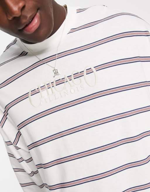 ASOS DESIGN - Oversized gestreept T-shirt met lange mouwen in gebroken wit met print op de voorkant, 3 van 4