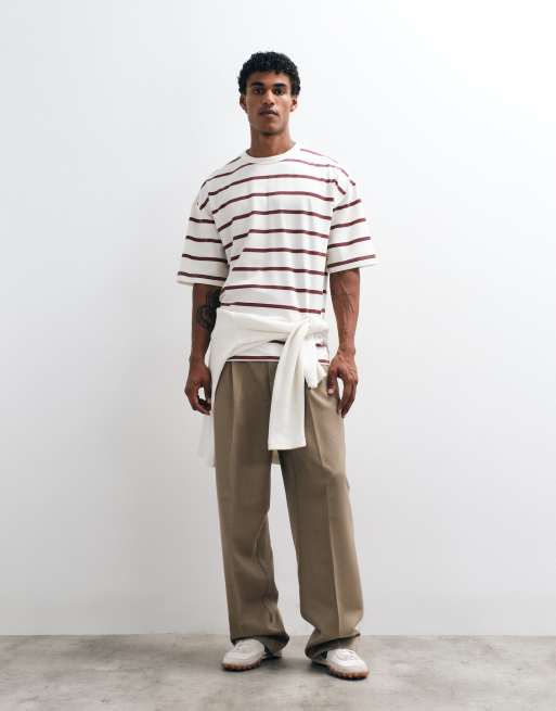 ASOS DESIGN - Oversized gestreepte T-shirt van BreatheMAX™-stof in rood , 3 van 5