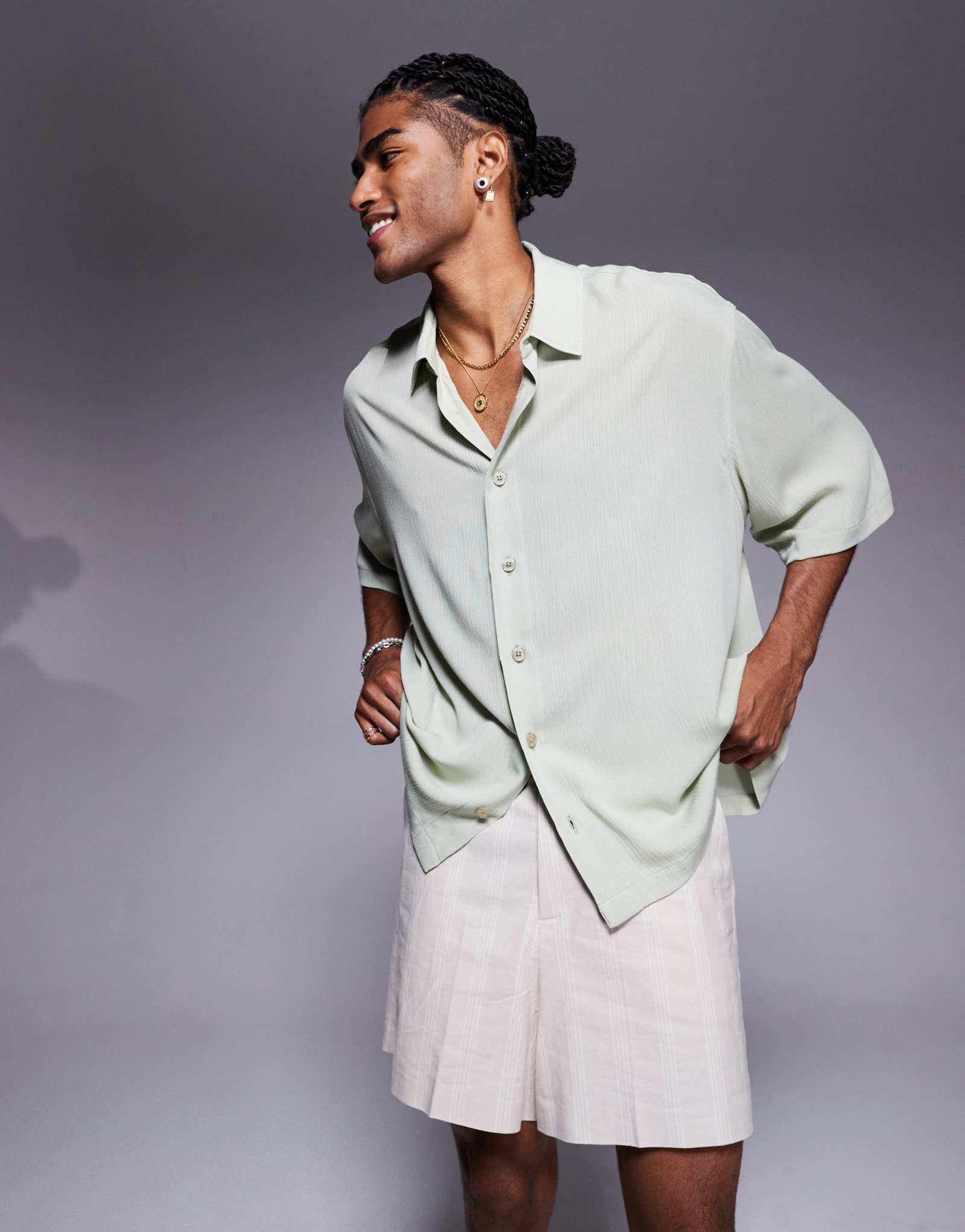 Прозрачная рубашка оверсайз с коротким рукавом от ASOS DESIGN цвета шалфея