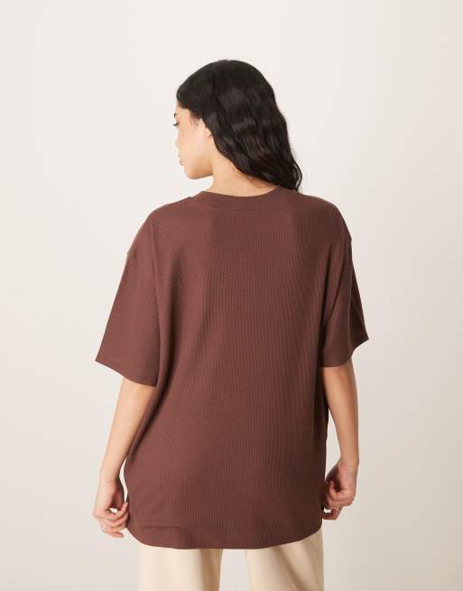 ASOS DESIGN oversized heavyweight t-shirt with side splits in waffle in chocolate