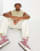 Thumbnail 3 van 4