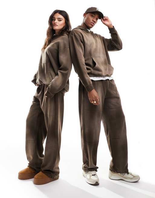 ASOS DESIGN oversized hoodie in brown wash, 2 of 4
