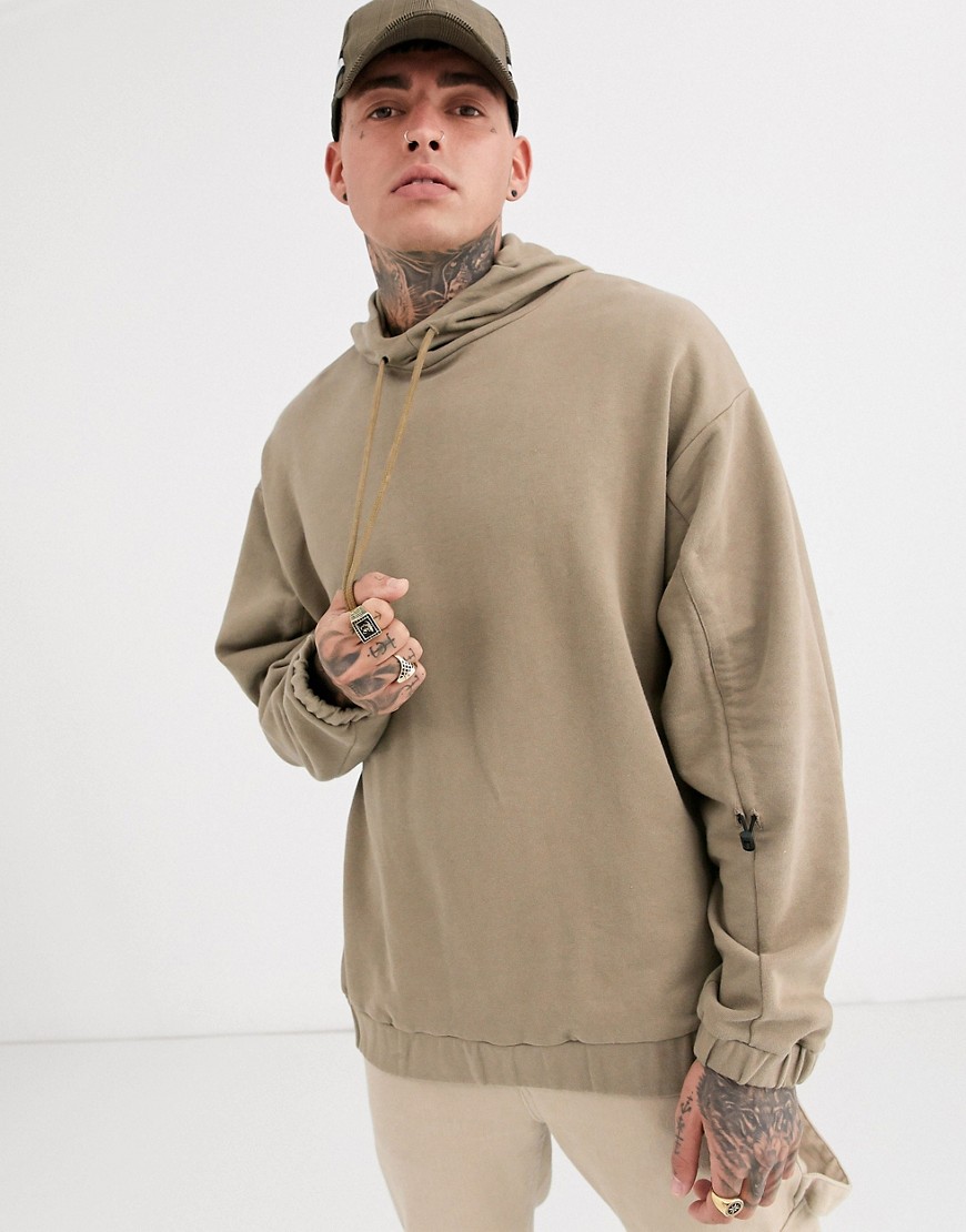 ASOS DESIGN - Oversized hoodie met gerimpelde mouwen in bruin
