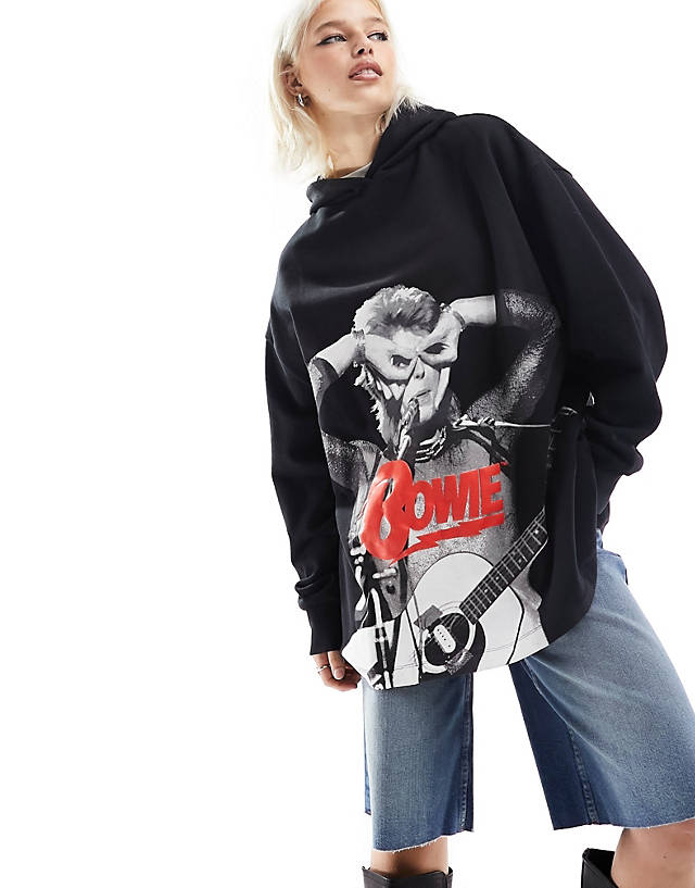 ASOS DESIGN - oversized hoodie with bowie licence graphic in black