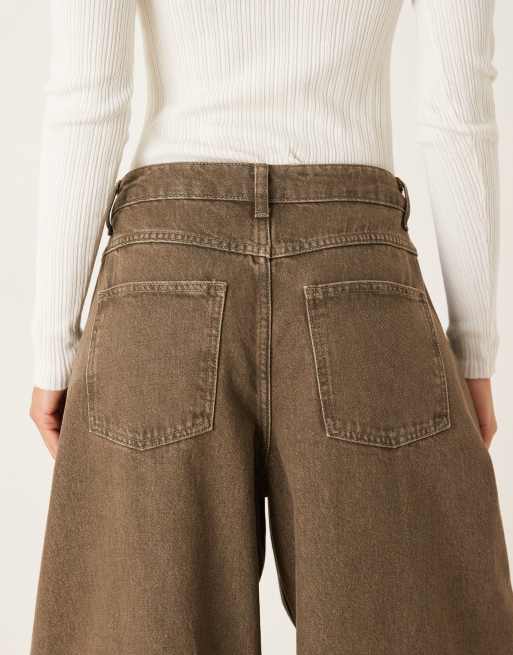 ASOS DESIGN oversized horseshoe jean in olive green, 5 of 5