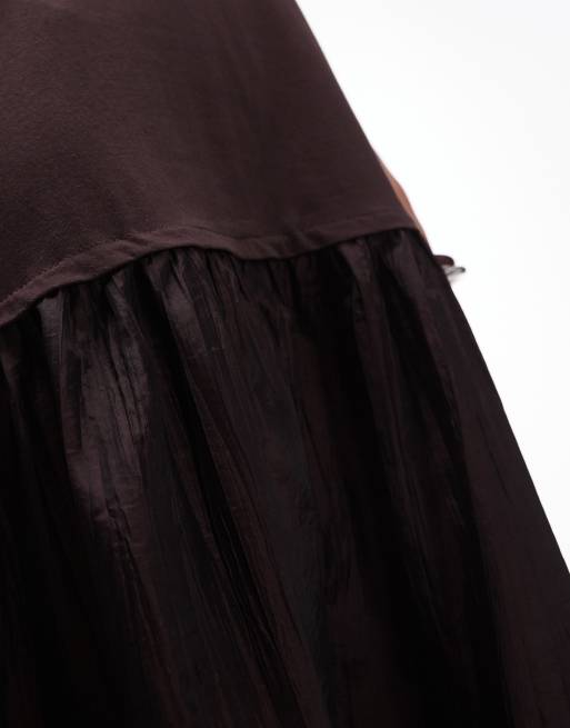 ASOS DESIGN - Oversized hybride maxi-jurk met korte mouwen en verlaagde taille in chocoladebruin, 4 van 4