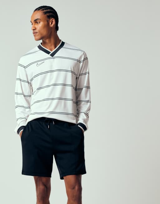 ASOS DESIGN - Oversized jersey short met plat gestikte plooitjes in zwart, 5 van 7