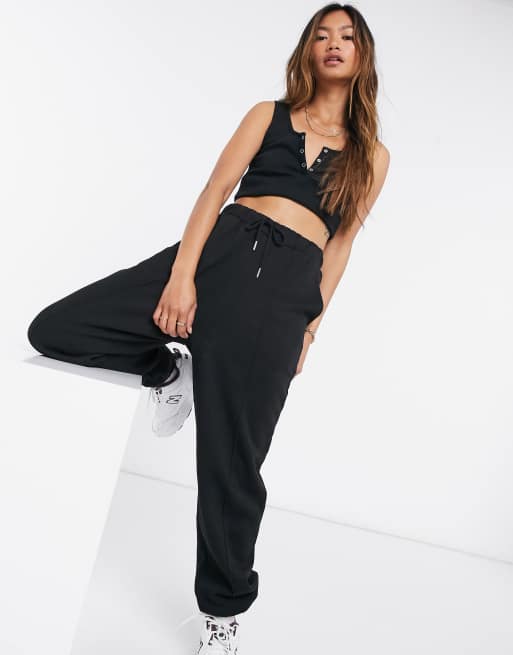 ASOS DESIGN oversized jogger with pintuck in black ASOS