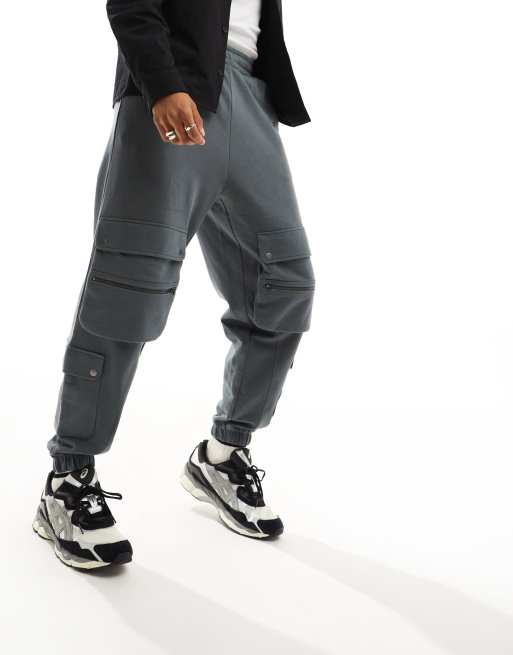 ASOS DESIGN - Oversized joggingbukser med flere lommer i forvasket sort