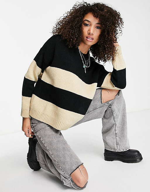 Women oversized jumper in stripe pattern in black 