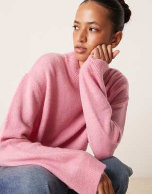 oversized knitted crew neck sweater in soft pink-Multi