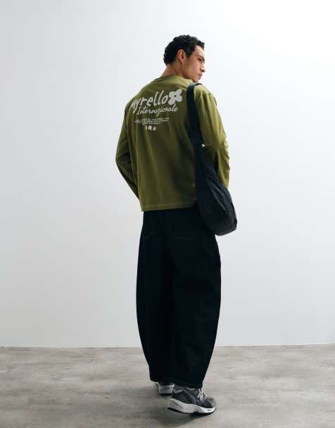 ASOS DESIGN oversized långärmad topp med logotryck i khaki - view 1