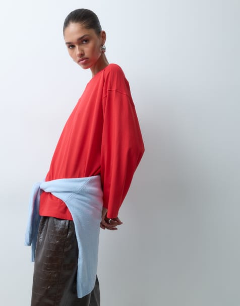 ASOS DESIGN oversized long sleeve skater t-shirt in red - view 1