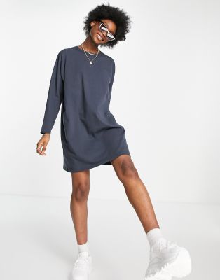 ASOS DESIGN oversized long sleeve T-shirt dress in charcoal-Grey