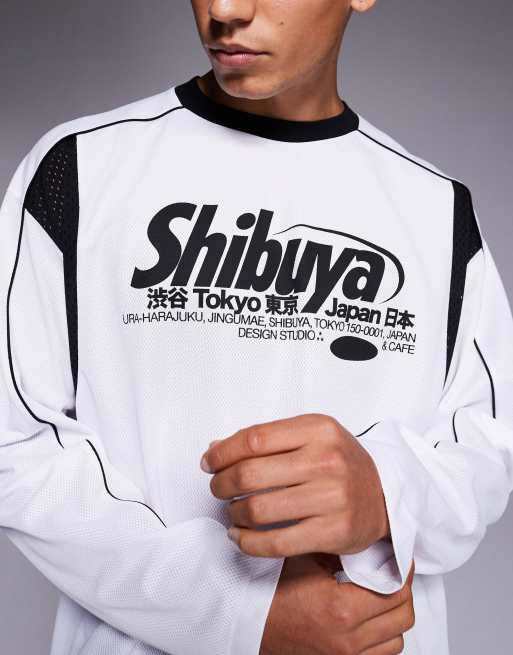 ASOS DESIGN oversized long sleeve t-shirt with city graphic and panelling in white and black , 4 of 5