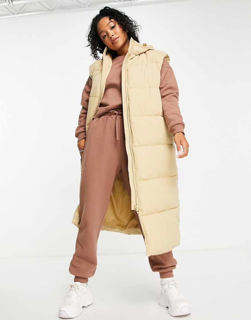 ASOS DESIGN oversized longline vest puffer jacket in camel-Blues
