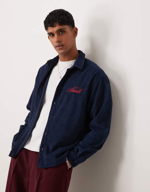 ASOS DESIGN - Oversized marineblå fløjlsskjorte med broderi og firkantet pasform
