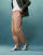 Thumbnail 1 van 5