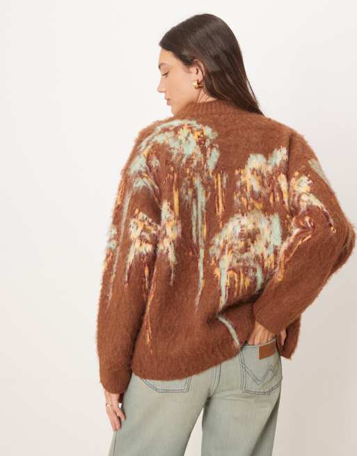 ASOS DESIGN - Oversized og børstet brun striktrøje med abstrakt blomstermønster og rund hals, 4 af 4
