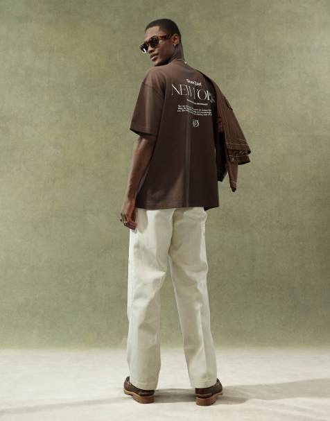 ASOS DESIGN - Oversized og brun T-shirt med byprint på ryggen - view 1