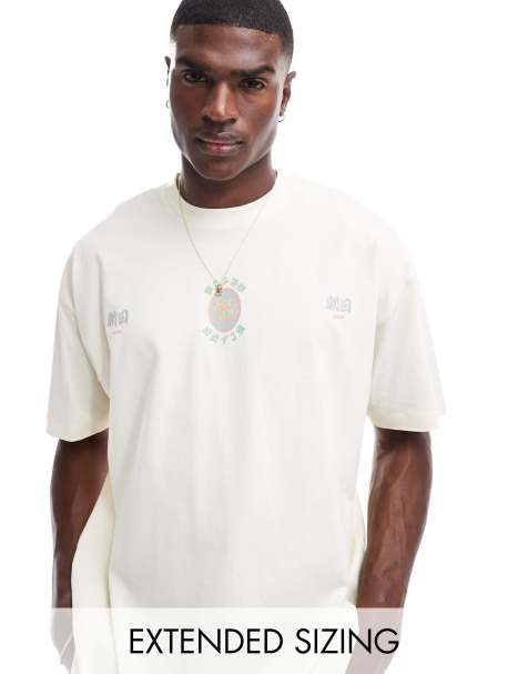 ASOS DESIGN - Oversized og råhvid T-shirt med brystprint - view 1