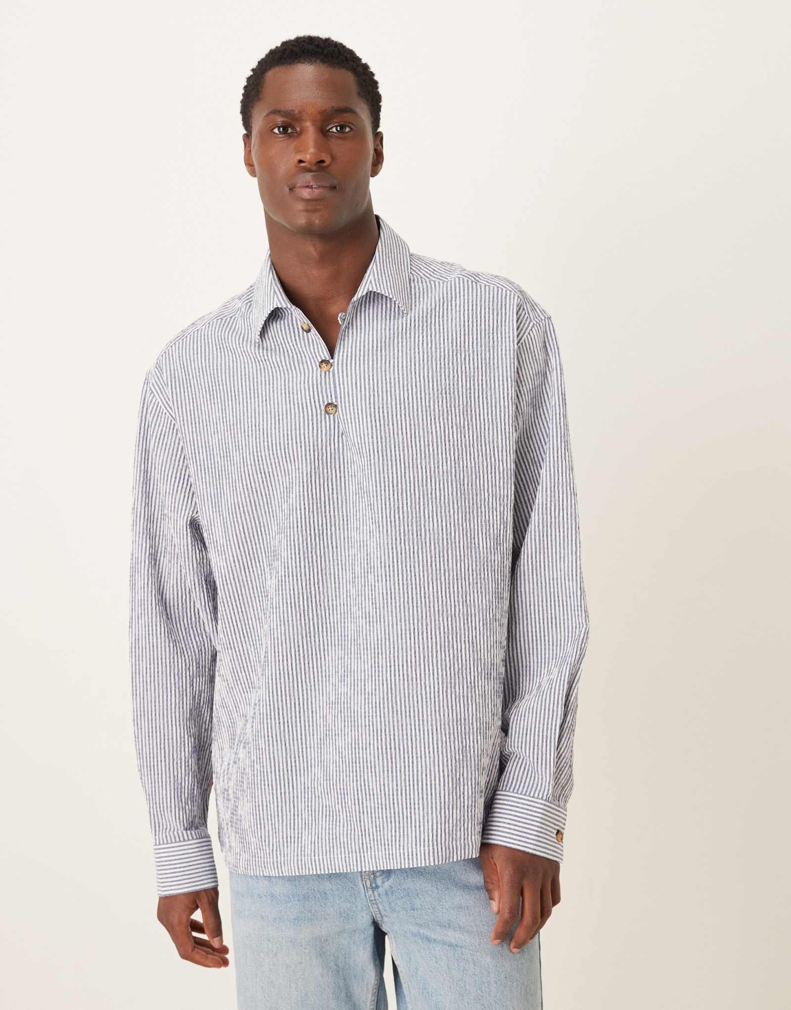 Рубашка в синюю полоску ASOS DESIGN oversize overhead seersucker